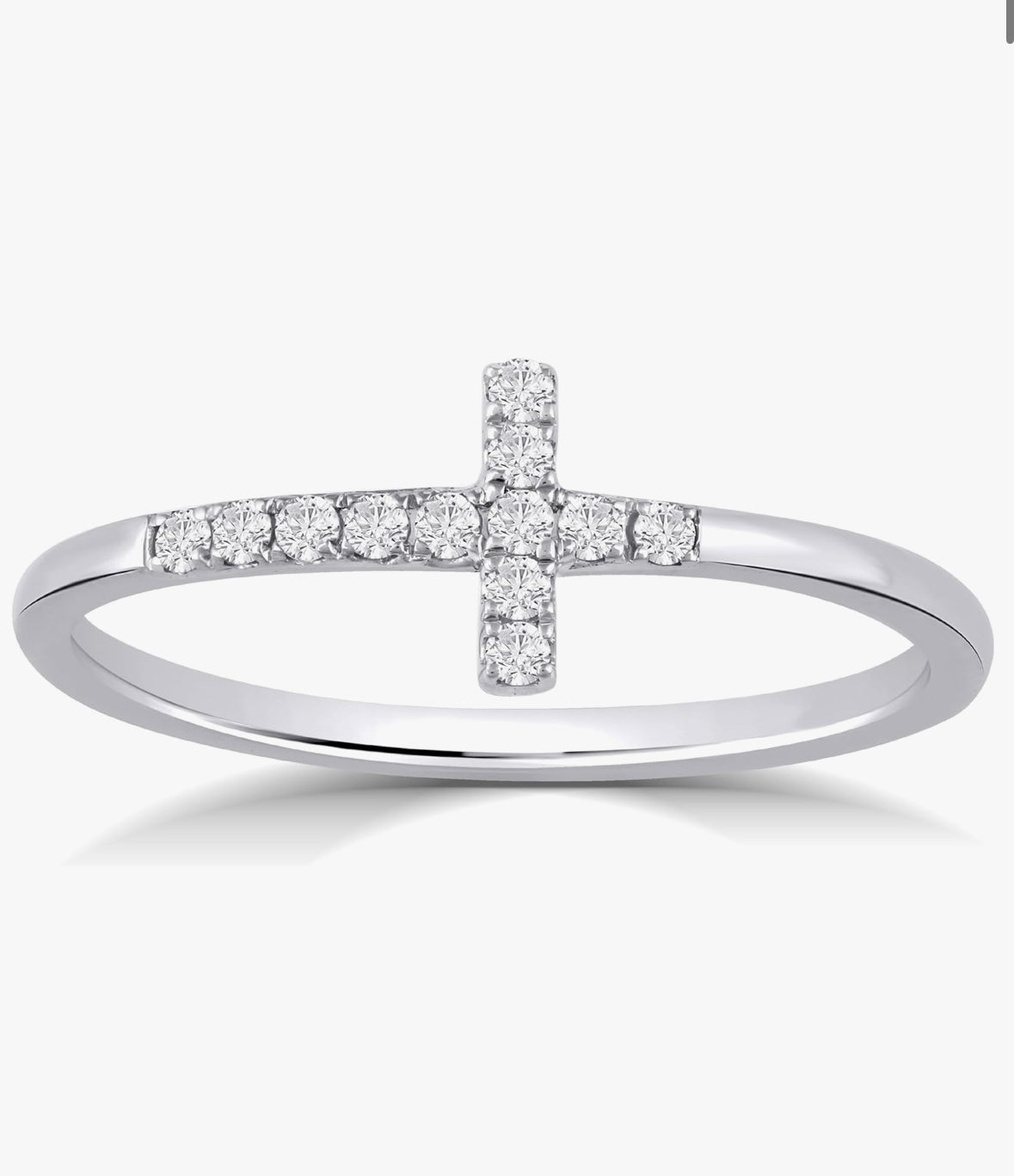 The “Salvatrice” 0.12CT 10k