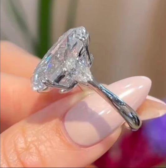 The “Tesoro Mio” 5.0CT 14k