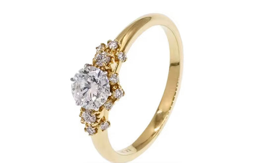 The “Affetto” 0.7CT 18k